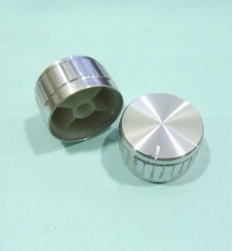 Регулирующая ручка (Алюминй, 6x30x17 мм)