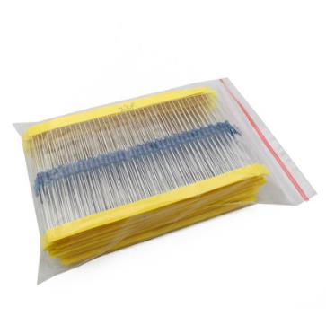 Набор металопленочных резисторов разной величины 1/4Вт 1% 600 штук