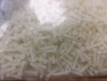 Белый нейлоновый винт M3 12мм