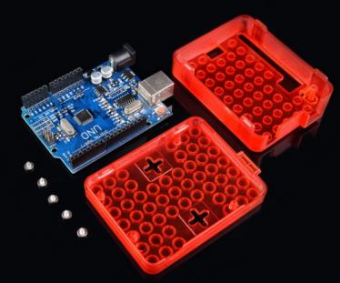 Прозрачно-красный акриловый корпус для Arduino с перфорацией