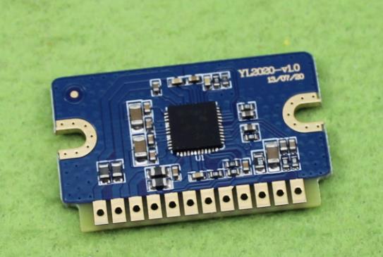 Мини цифровой аудио усилитель YL2020, 2*20Вт D 12V-24в