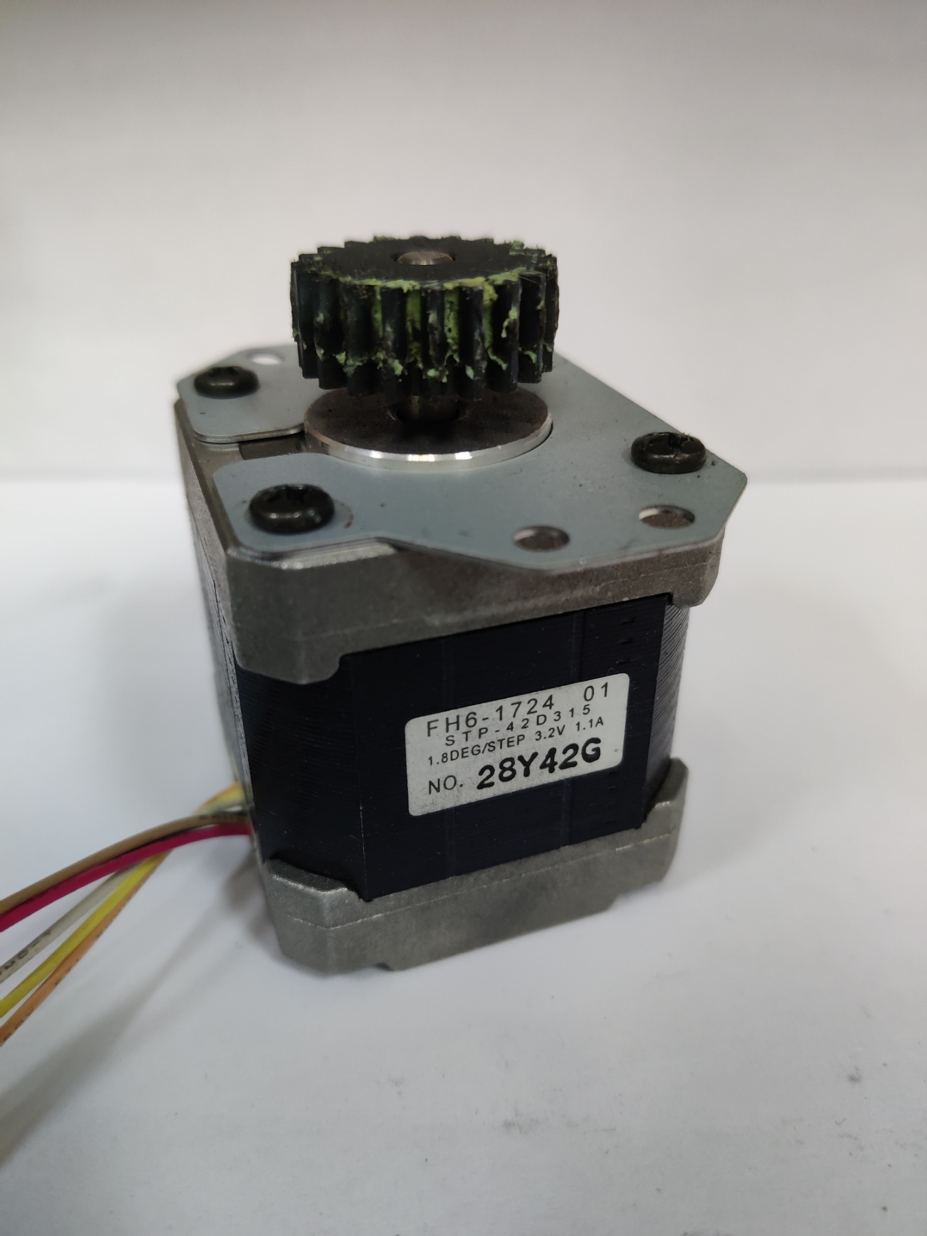 Шаговый мотор STP-42D315